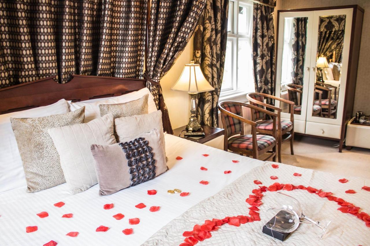 The Howbeck & The Retreat Incl Off-Site Health Club And Parking Ev Point Available Windermere Eksteriør billede