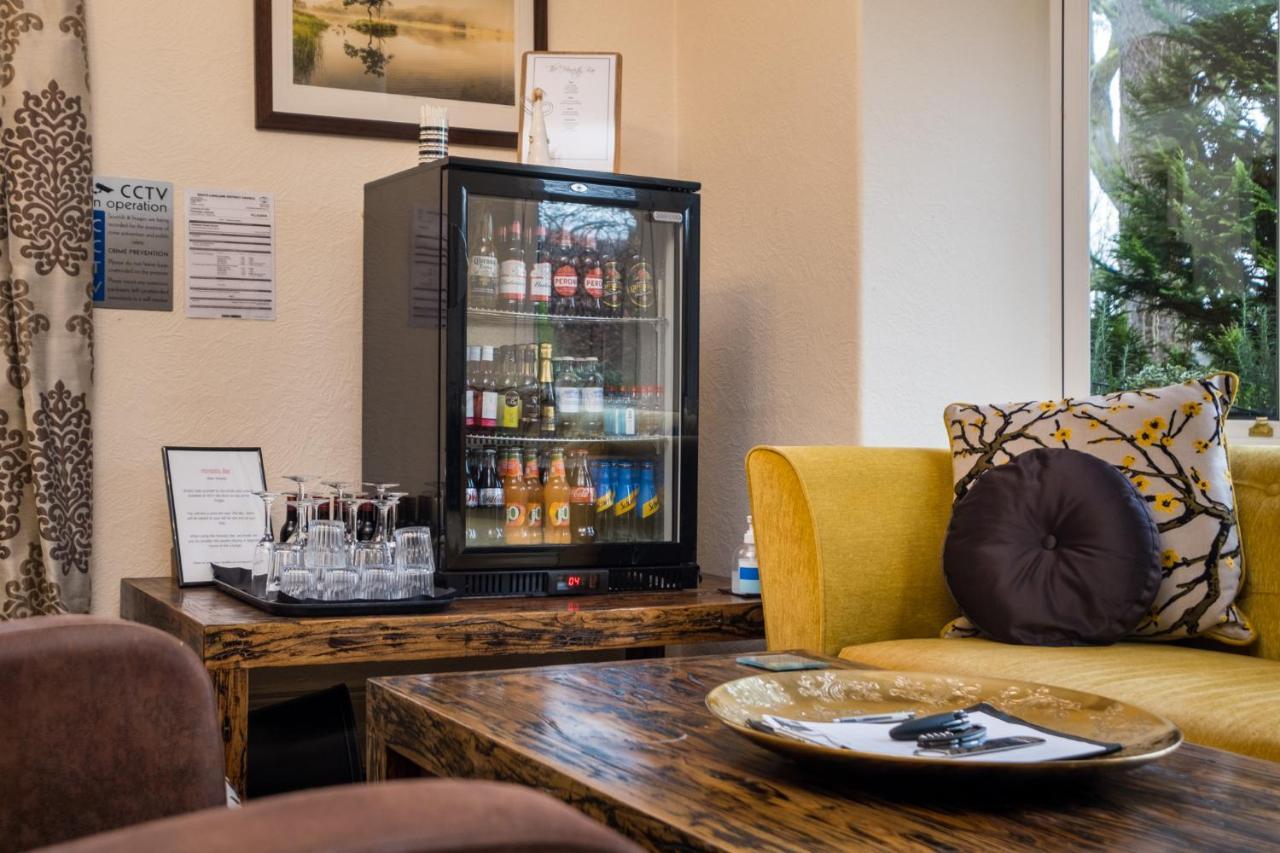 The Howbeck & The Retreat Incl Off-Site Health Club And Parking Ev Point Available Windermere Eksteriør billede