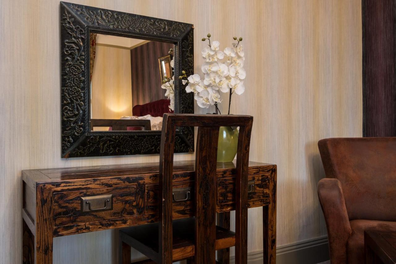 The Howbeck & The Retreat Incl Off-Site Health Club And Parking Ev Point Available Windermere Eksteriør billede